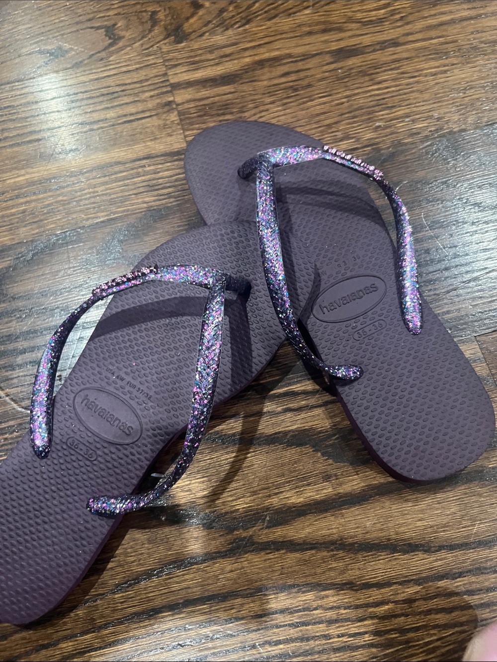 Havaianas Women’s Purple Flip Flops with Sparkle Straps